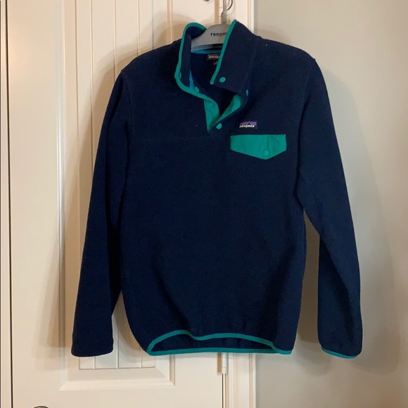Patagonia Tops - XS Patagonia Synchilla Pullover